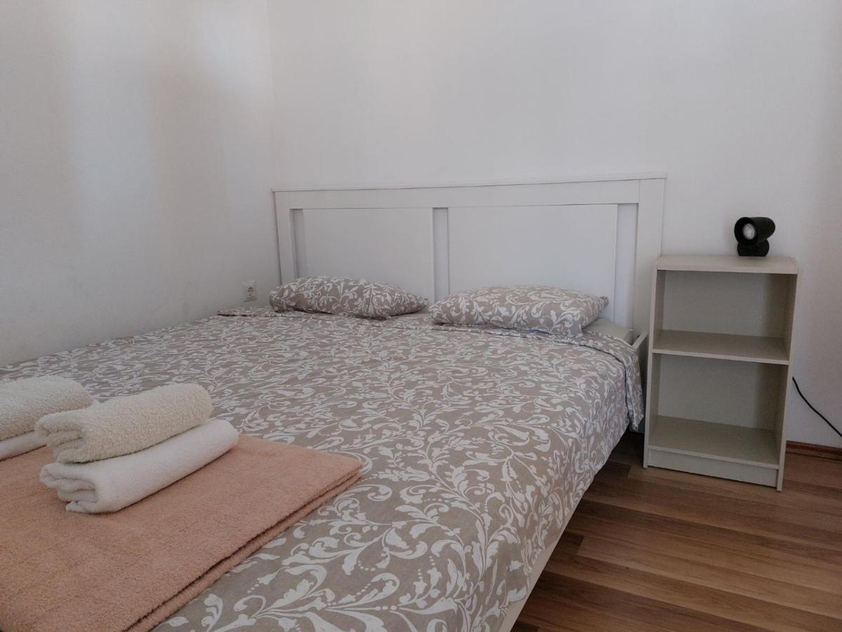 Apartmani Dejan Skradin Eksteriør bilde
